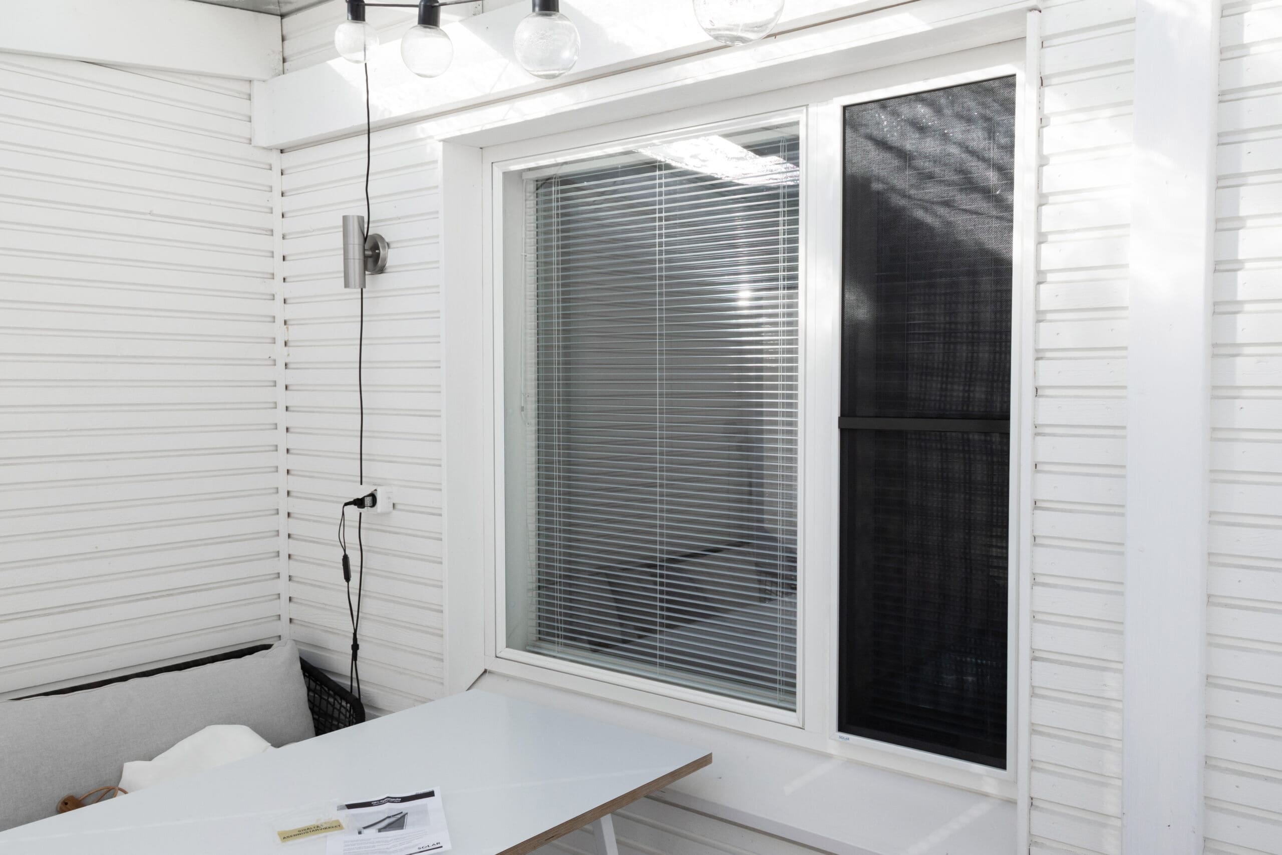 Solar extravahva hyttyssuoja valmiina asennettuna